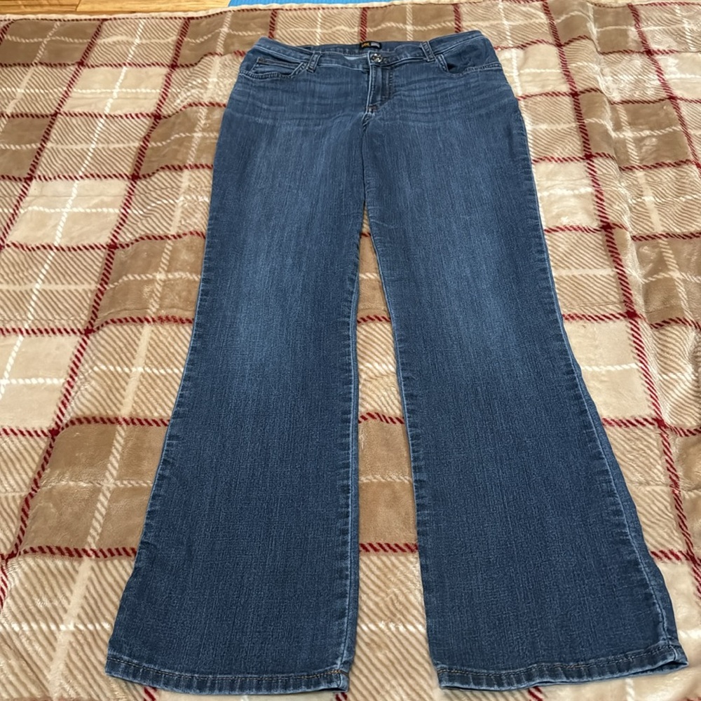 Lee bootcut jeans